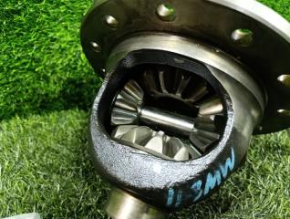 Редуктор задний TOYOTA SEQUOIA USK65L 3URFE 2 ракурс