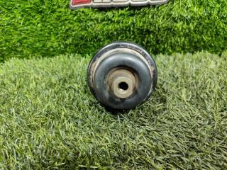 Подушка кпп TOYOTA PROGRES JCG15 1JZ-FSE 1232150010 5 ракурс Подушка кпп TOYOTA PROGRES JCG15 1JZ-FSE 1232150010 5 ракурс