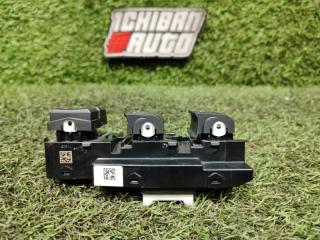 Блок упр. стеклоподьемниками левый передний HYUNDAI AVANTE AD G4FD 93570-F2100 5 ракурс