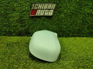Зеркало правое переднее TOYOTA HIACE REGIUS KCH40 3 ракурс
