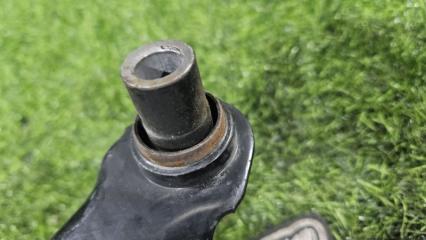 Тяга подвески левая передняя NISSAN MARCH AK12 54525-AX002 3 ракурс