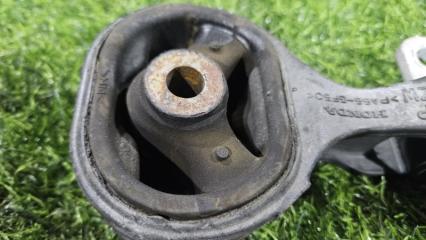 Подушка двигателя правая передняя HONDA STEPWGN RK5 R20A 50880SZW003 5 ракурс
