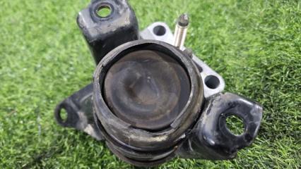 Подушка двигателя правая передняя TOYOTA VOXY AZR60 1AZ-FSE 12305-28080 2 ракурс Подушка двигателя правая передняя TOYOTA VOXY AZR60 1AZ-FSE 12305-28080 2 ракурс