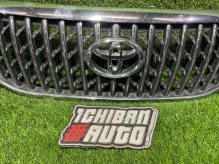 Решетка радиатора TOYOTA CROWN MAJESTA URS206 53100-30290 3 ракурс