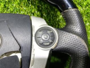 Руль TOYOTA PRIUS NHW20 1NZ-FXE 4 ракурс Руль TOYOTA PRIUS NHW20 1NZ-FXE 4 ракурс