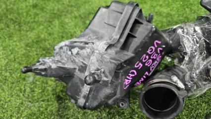 Корпус воздушного фильтра NISSAN SKYLINE V36 VQ25 16500-JK00B 5 ракурс