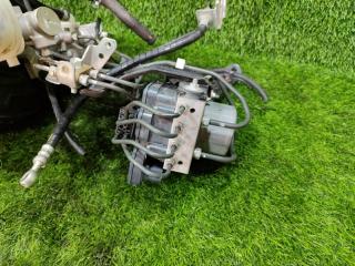 Блок abs SUBARU IMPREZA GT3 FB16 2 ракурс Блок abs SUBARU IMPREZA GT3 FB16 2 ракурс