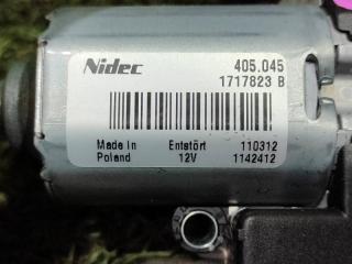 Мотор люка AUDI A4 8K2 CAEB 8K0959591A 4 ракурс
