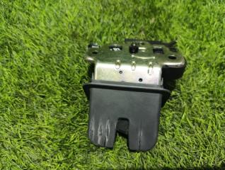 Замок крышки багажника задний AUDI A6 4G2 CNHA 4H0827505A 5 ракурс