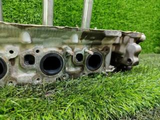 Головка блока цилиндров правая TOYOTA SEQUOIA USK65L 3URFE 4 ракурс Головка блока цилиндров правая TOYOTA SEQUOIA USK65L 3URFE 4 ракурс