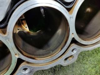 Блок двигателя TOYOTA SEQUOIA USK65L 3URFE 4 ракурс