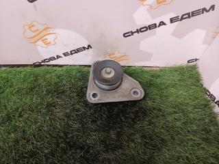 Запчасть кронштейн обводного ролика Land Rover Discovery 2009