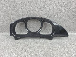 Запчасть рамка спидометра передняя Toyota Kluger V 2003