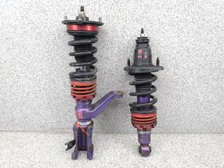Стойка подвески Integra 2005 DC5 K20A Стойка подвески Integra 2005 DC5 K20A