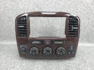 Рамка магнитолы Grand Escudo 2005 TX92W H27A Рамка магнитолы Grand Escudo 2005 TX92W H27A