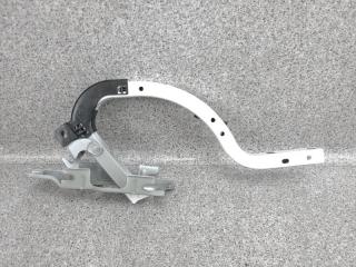 Запчасть петля крышки багажника Lexus GS450h 2012