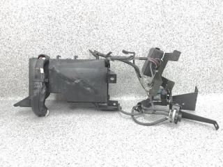 Блок предохранителей Isuzu Bighorn 1995