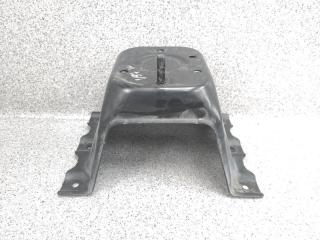 Запчасть крепление запасного колеса заднее Mitsubishi Pajero 2006