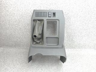 Запчасть консоль кпп Isuzu Bighorn 2000
