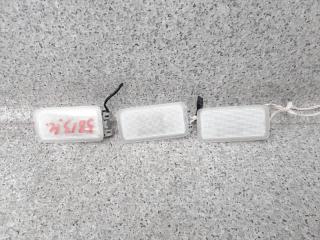 Запчасть светильник салона Lexus IS300h 2013