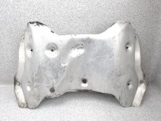 Запчасть защита кпп Isuzu Bighorn 2000