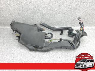 Блок предохранителей Lexus IS300h 2014