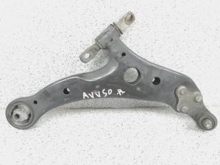 Запчасть рычаг подвески передний правый Toyota Camry 2013