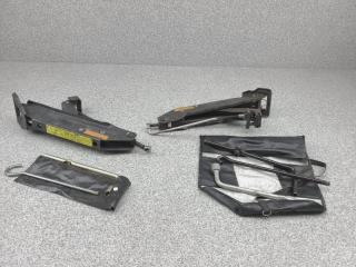 Запчасть домкрат задний Porsche Cayenne 2008