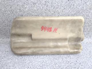 Запчасть бачок расширительный передний Isuzu Bighorn 1998