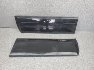 Запчасть накладка двери передняя Mitsubishi Pajero 2010