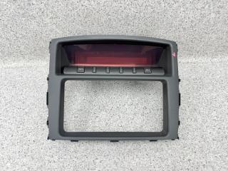 Рамка магнитолы Mitsubishi Pajero 2007 контрактная Рамка магнитолы Mitsubishi Pajero 2007