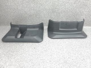 Запчасть накладка двери багажника Mitsubishi Pajero 2006