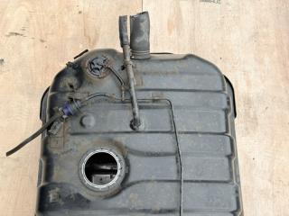 Бак топливный Vehicross 1997 UGS25DW 6VD1