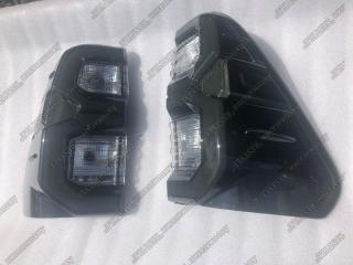 Стопы (задние фонари) задние Toyota Hilux 2015-2022