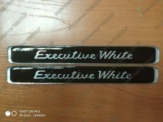 Эмблема Executive White задняя Land Cruiser 2015-2022 200