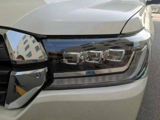 Фары в стиле 300 передние Toyota Land Cruiser 2015-2021