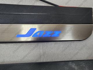 Накладки на пороги Jazz