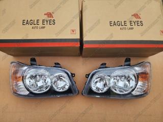Запчасть фары передние Toyota Kluger 2002-2007