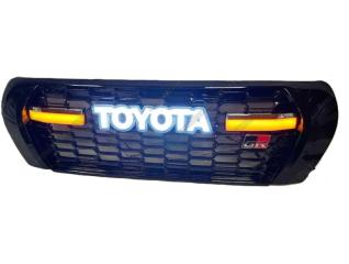 Решетка радиатора передняя Toyota Land Cruiser 2007-2015