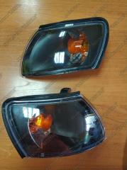 Поворотники передние toyota Corona 1992-1996
