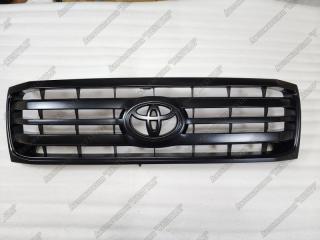Решетка радиатора передняя Toyota LAND Cruiser 2005-2007
