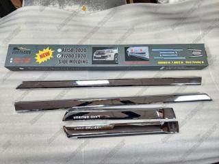 Молдинги на двери Toyota land cruiser 2007-2021