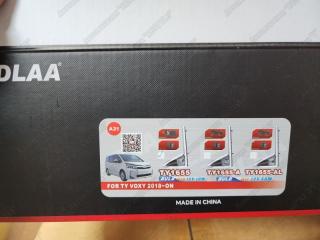 Туманки передние Toyota voxy 80