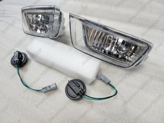Туманки передние toyota premio 2001-2004