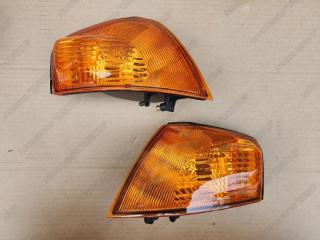 Поворотники передние Wingroad 1999-2005 Поворотники передние Wingroad 1999-2005