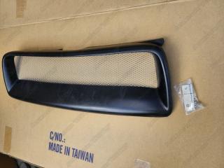 Решетка радиатора передняя forester 2002-2004 SG