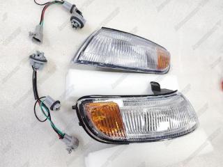 Поворотники габариты передние TOYOTA Corolla Ceres