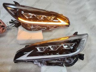 Запчасть фары передние Toyota Wish 2009-2017