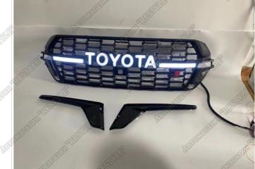 Решетка радиатора передняя TOYOTA LAND Cruiser 2015-2021