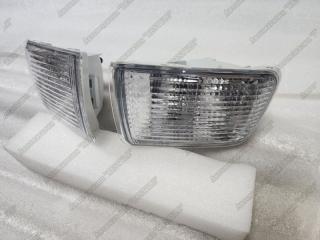 Запчасть поворотники в бампер передние TOYOTA 4Runner 2002-2005